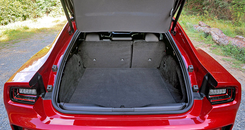 Dodge Charger Scat Pack 3,0 V6 BiTurbo